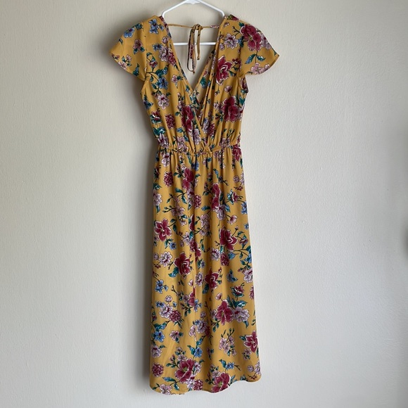 Target’s xhilaration Yellow Floral Dress - Picture 4 of 6